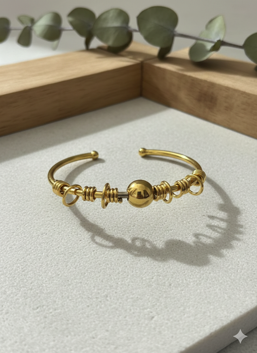 Golden Aura Beaded Bracelet