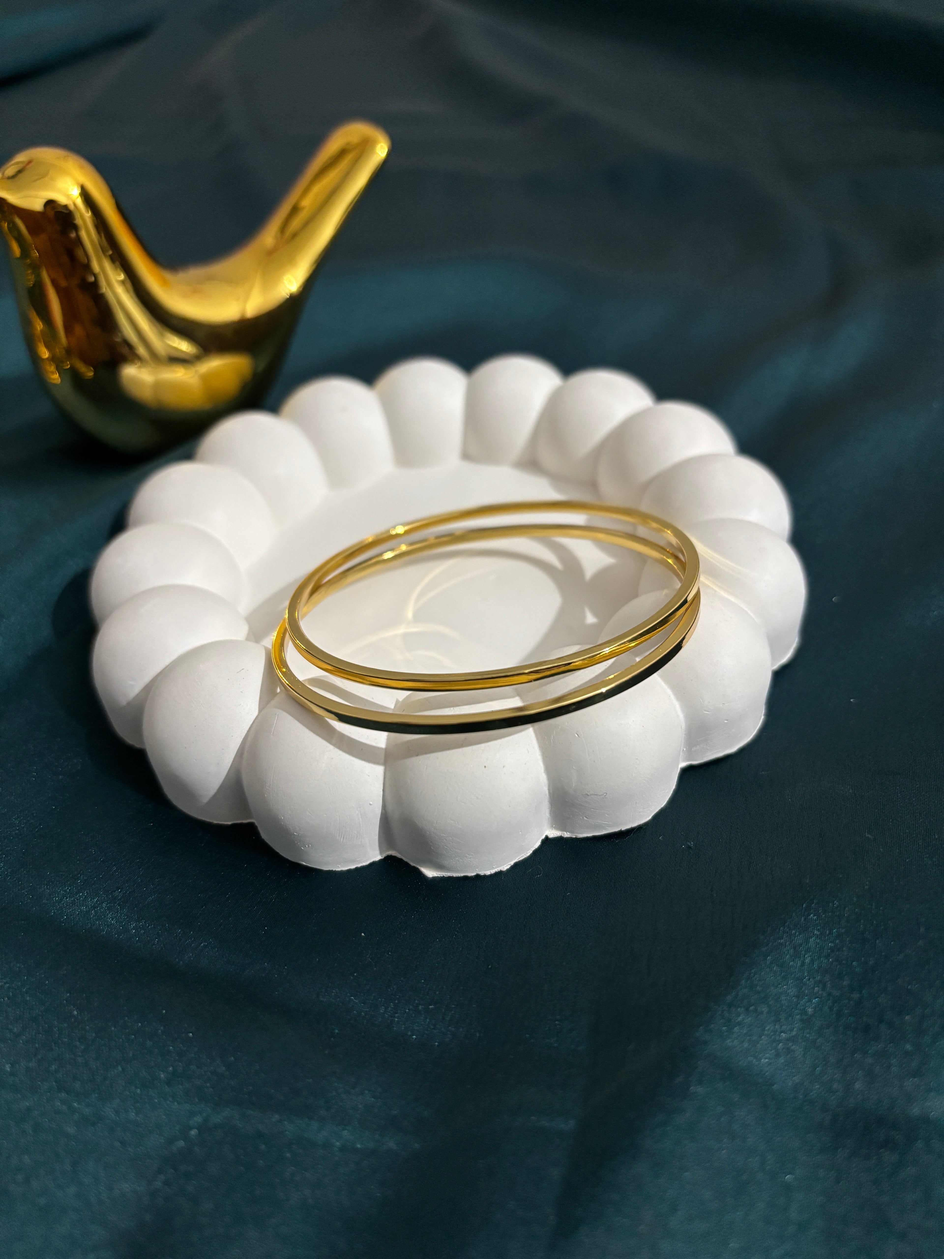 Refined Gold-Tone Dual Bangle Set