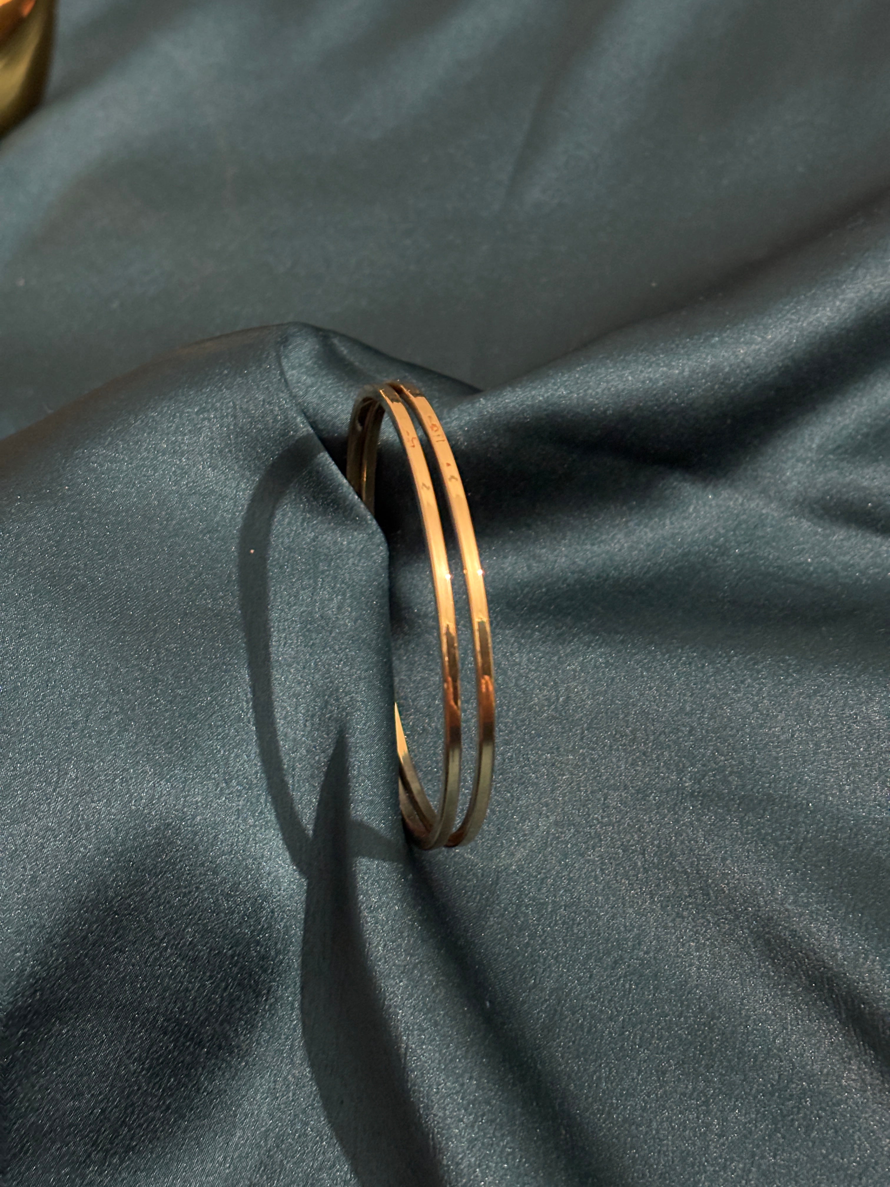 Refined Gold-Tone Dual Bangle Set