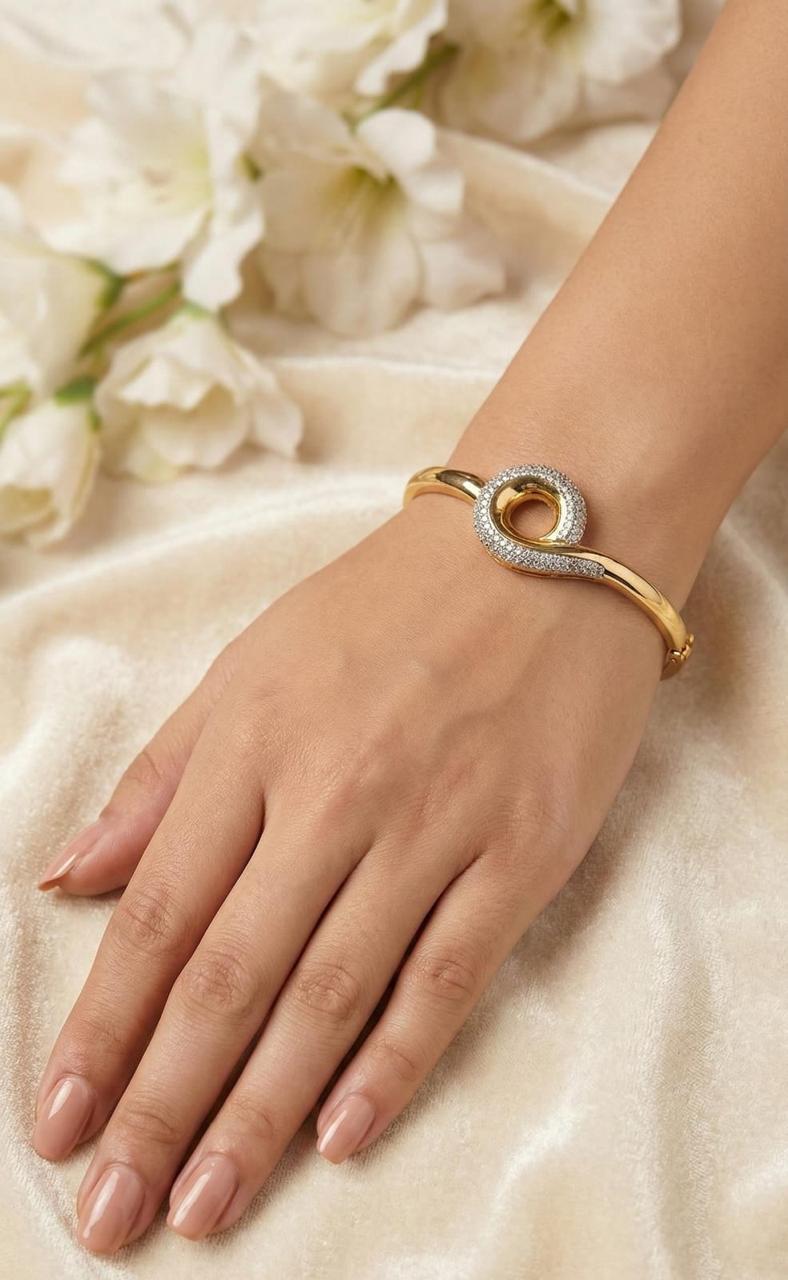 Eternal Circle Crystal Cuff Bangle