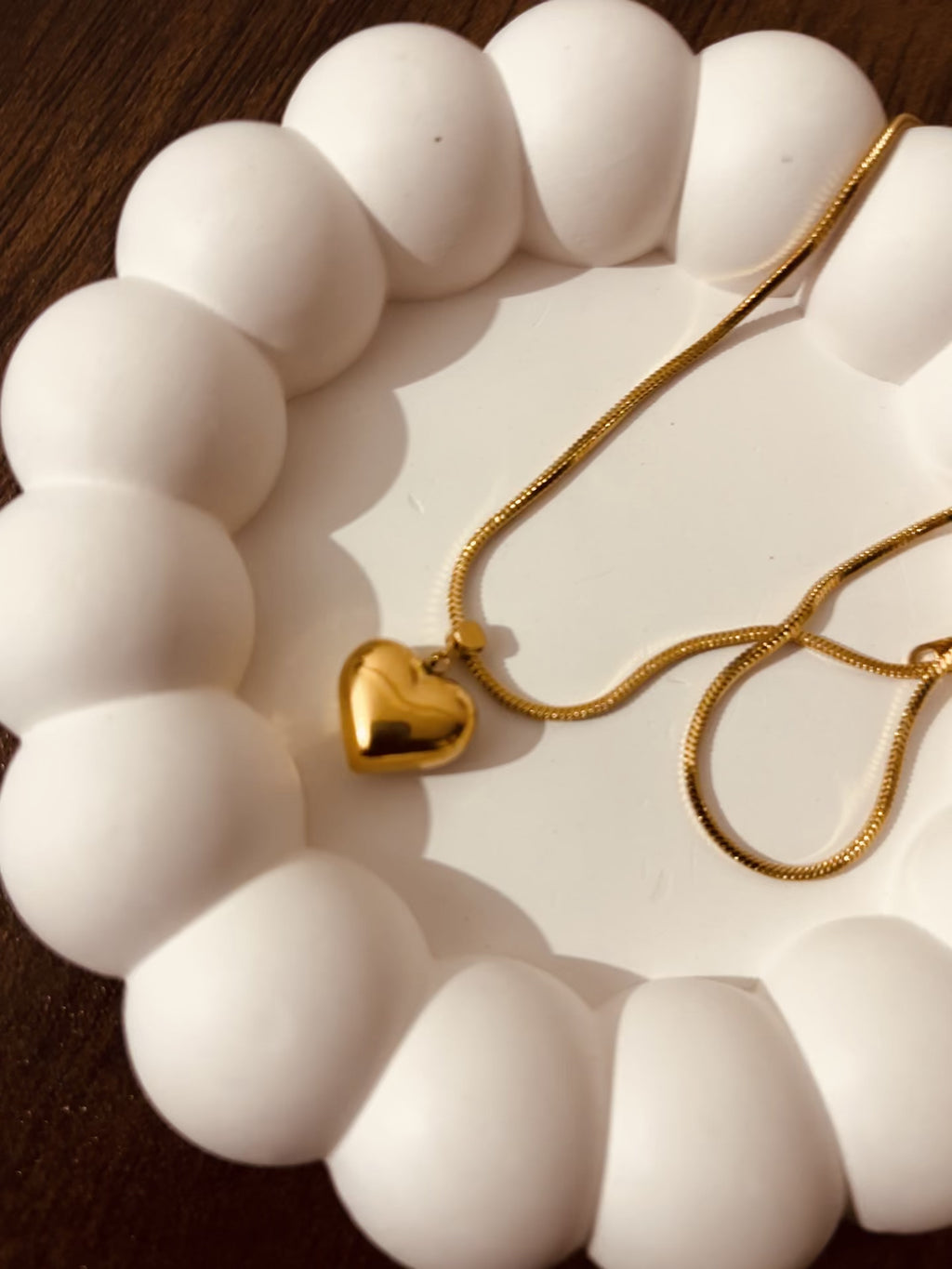 Bloomora's favorite The 'Glow' Everyday Heart Necklace