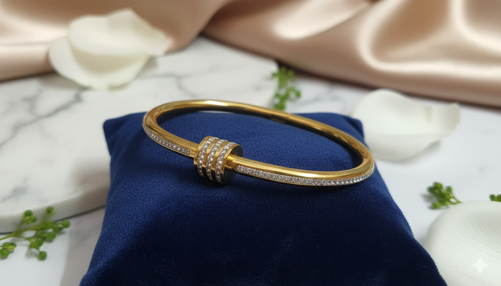 The Trinity Pavé Kada in Luxurious Setting